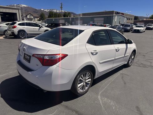 Used 2015 Toyota Corolla LE w/ Body Protection Package #1 FWD image 3
