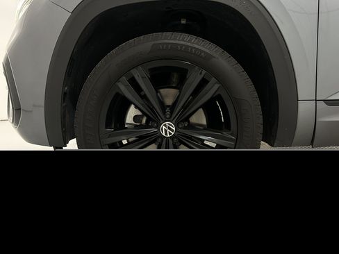Used 2023 Volkswagen Atlas SEL R-Line AWD/4WD image 42