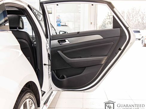 Used 2015 Hyundai Sonata Limited 2.0T image 40