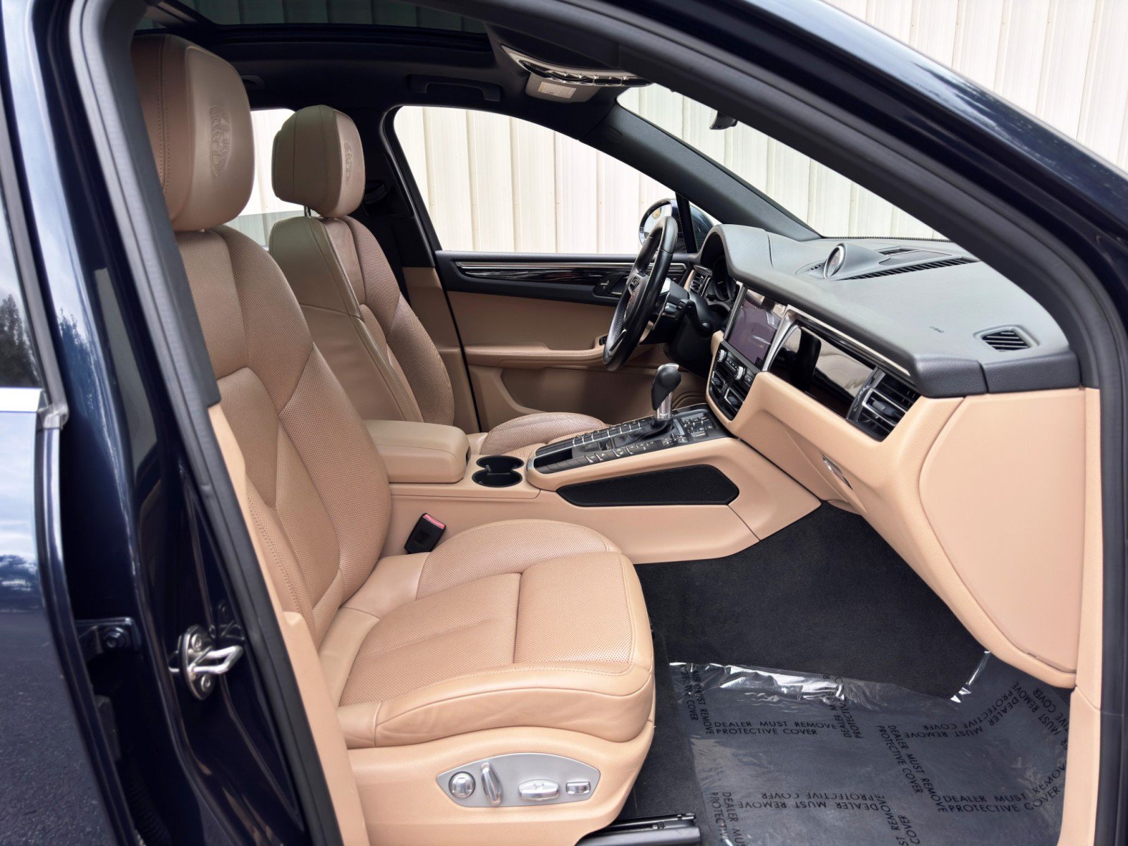 Used 2020 Porsche Macan S AWD/4WD image 15