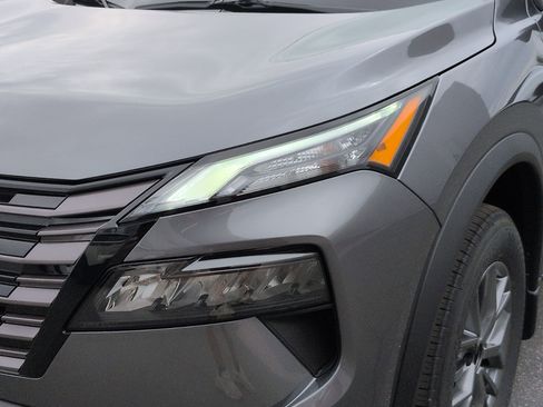 New 2026 Nissan Rogue S image 8