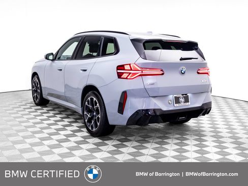 Used 2025 BMW X3 xDrive30i AWD/4WD image 3