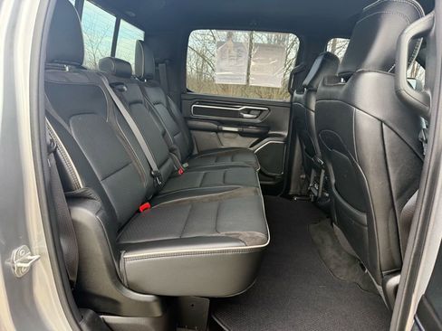 Used 2024 RAM 1500 Laramie image 15