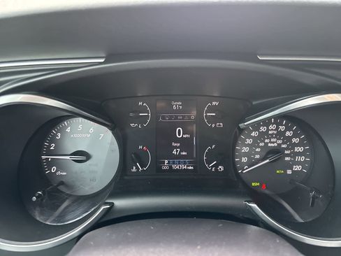 Used 2018 Toyota Sequoia TRD Sport AWD/4WD image 13