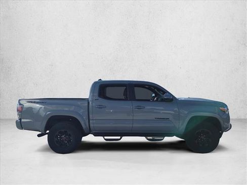 Used 2021 Toyota Tacoma TRD Sport image 4