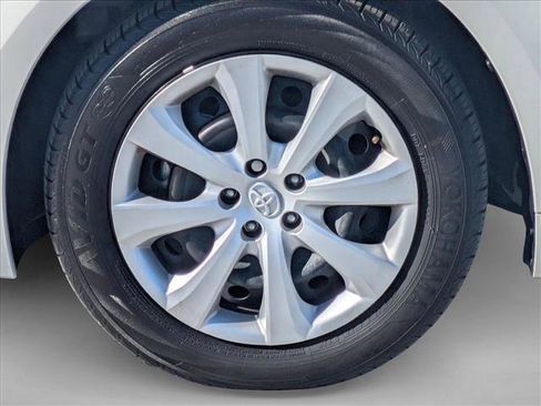 Used 2024 Toyota Corolla LE image 23