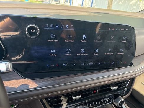 Certified 2025 Chevrolet Tahoe LT w/ Comfort Package AWD/4WD image 16