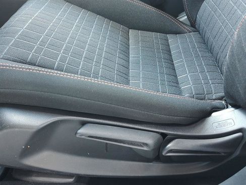 Used 2024 Honda HR-V Sport image 3