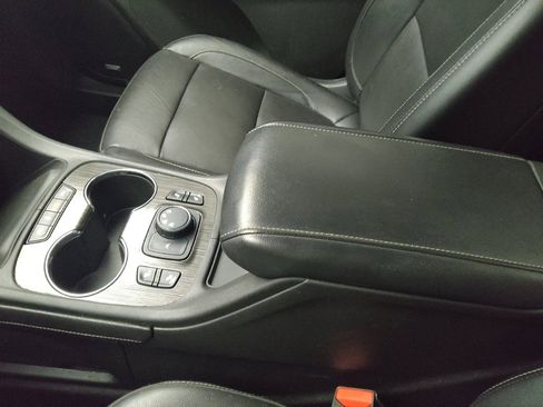 Used 2020 GMC Acadia SLT w/ LPO, Floor Liner Package AWD/4WD image 26