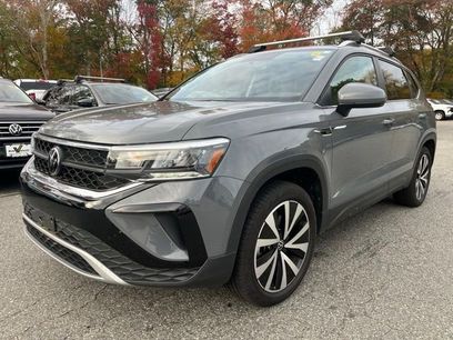 Certified 2022 Volkswagen Taos SE