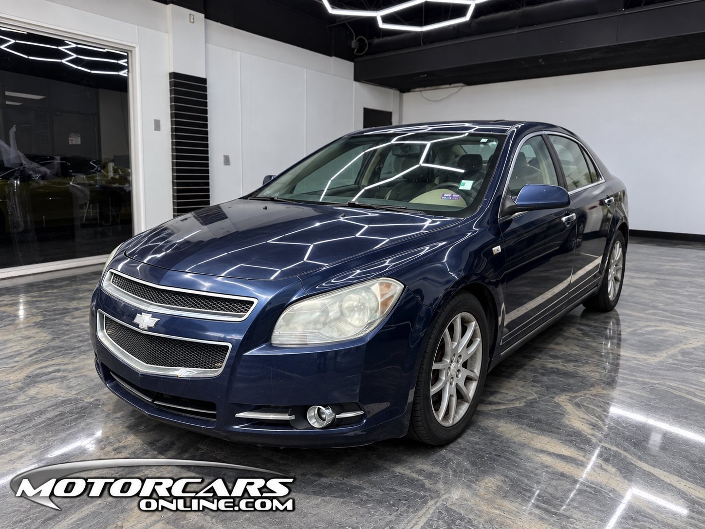Used 2008 Chevrolet Malibu LTZ FWD image 1