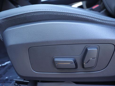 Used 2025 BMW X1 xDrive28i w/ Premium Package image 27