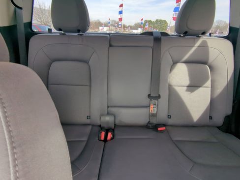 Used 2018 Chevrolet Colorado LT w/ LPO, Premium Interior Package image 21