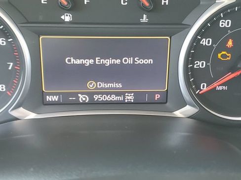 Used 2022 GMC Acadia SLE w/ Driver Convenience Package AWD/4WD image 24