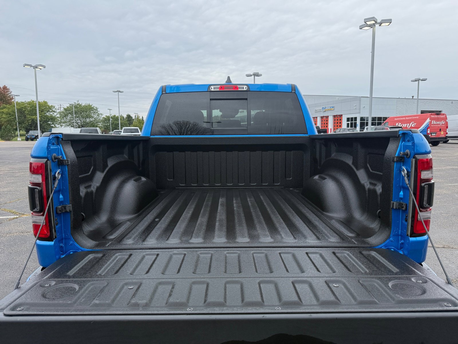 Used 2022 RAM 1500 Sport w/ Rebel Level 2 Equipment Group AWD/4WD image 18