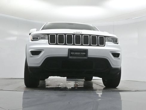 Used 2021 Jeep Grand Cherokee Laredo RWD image 44