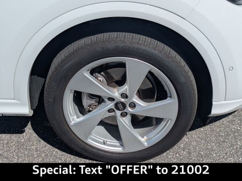 Certified 2025 Audi Q5 Premium Plus w/ Premium Plus image 11