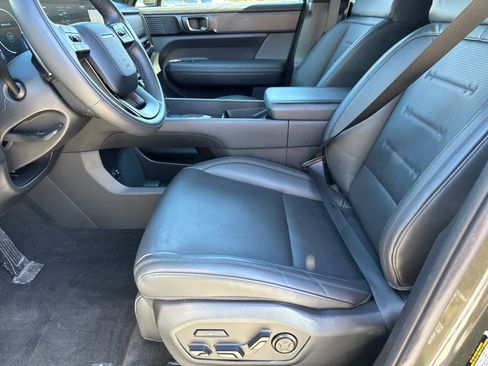 Used 2025 Hyundai Santa Fe Calligraphy image 9