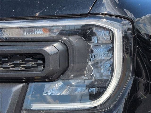 Used 2025 Ford Ranger XLT w/ Trailer Tow Package RWD image 2