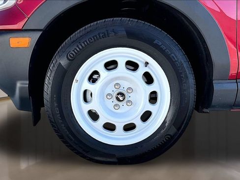 Used 2025 Ford Bronco Sport Heritage w/ Convenience Package AWD/4WD image 32