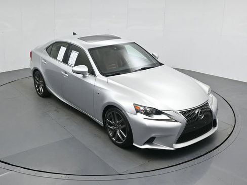 Used 2015 Lexus IS 250 image 36