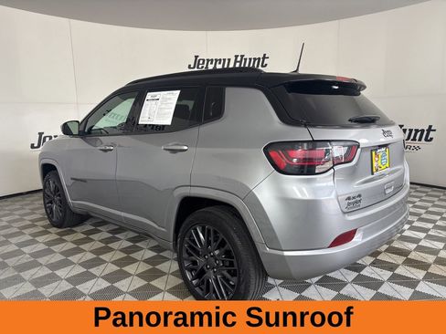 Used 2022 Jeep Compass High Altitude AWD/4WD image 7