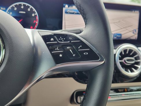 Used 2025 Mercedes-Benz GLA 250 image 20