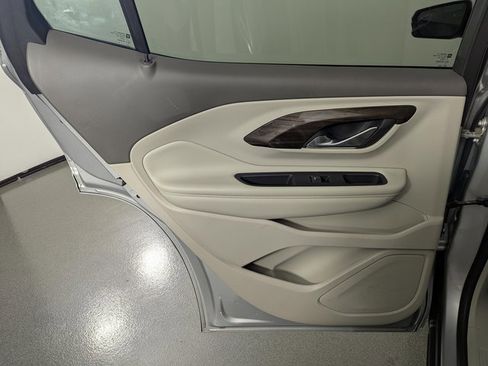 Used 2019 GMC Terrain Denali w/ Comfort Package image 21