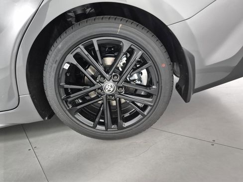 New 2026 Toyota Camry Hybrid image 11