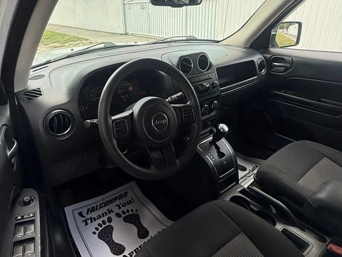 Used 2015 Jeep Patriot Sport w/ Power Value Group FWD image 12