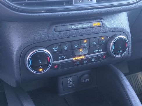 Used 2025 Ford Escape ST-Line w/ Equipment Group 301A image 25