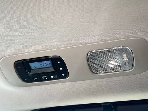 Used 2025 Honda Odyssey Touring image 22