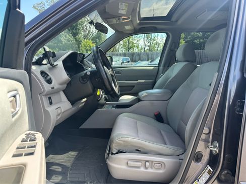 Used 2015 Honda Pilot SE image 9