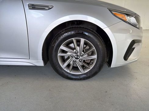 Used 2020 Kia Optima LX FWD image 14