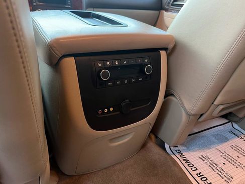 Used 2011 Chevrolet Tahoe LTZ image 15