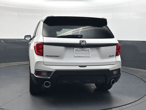 Used 2024 Honda Passport EX-L image 5