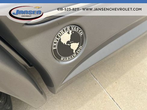 Used 2021 Chevrolet Express 2500 LS w/ Enhanced Convenience Package RWD image 32