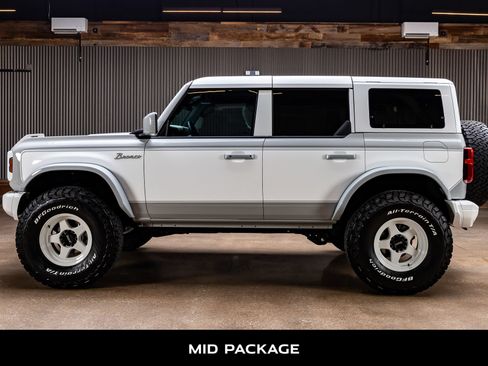Used 2026 Ford Bronco Heritage Edition AWD/4WD image 6