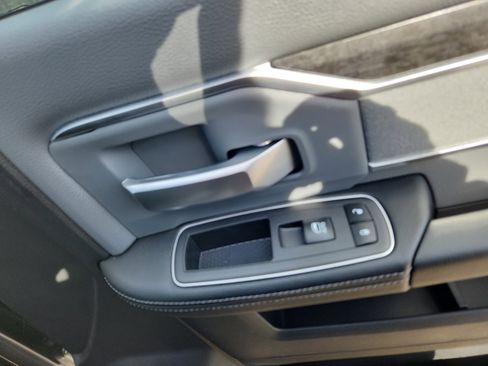 New 2025 Dodge Charger R/T w/ Quick Order Package 25M R/T image 17