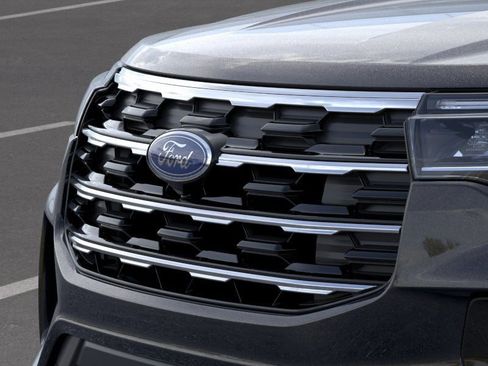 New 2026 Ford Explorer Active image 17