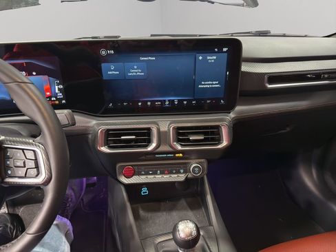 Used 2025 Ford Mustang GT Premium image 23