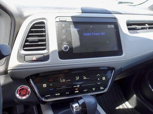 Used 2021 Honda HR-V EX image 17