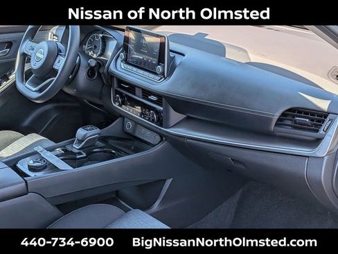 Used 2023 Nissan Rogue SV AWD/4WD image 31