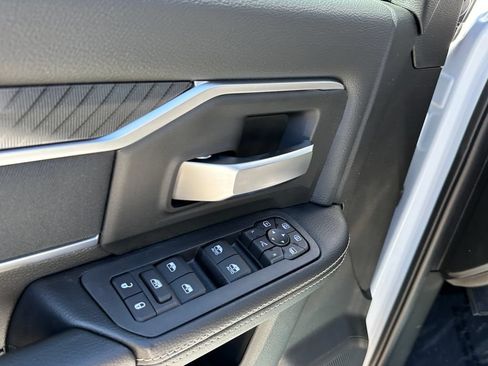 New 2026 RAM 2500 Big Horn AWD/4WD image 17