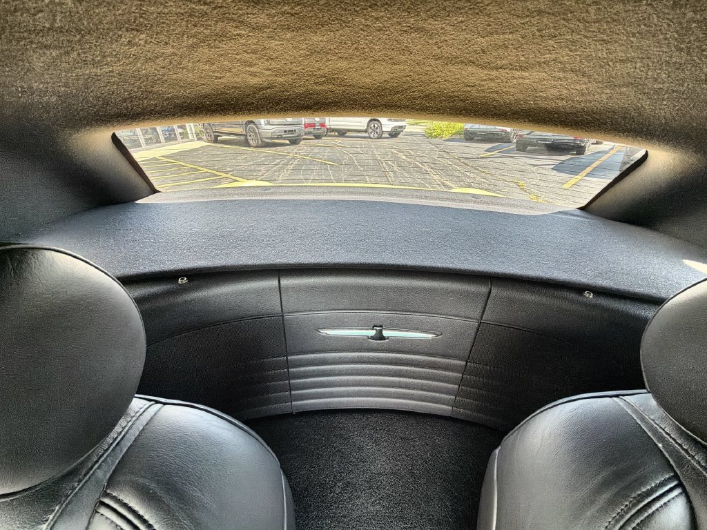 Used 2002 Ford Thunderbird RWD image 26