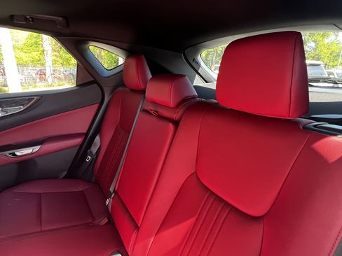 Used 2025 Lexus NX 250 FWD w/ Towing Package (2000 Lbs) image 32