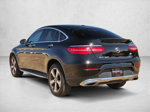 Used 2017 Mercedes-Benz GLC 300 4MATIC Coupe image 7