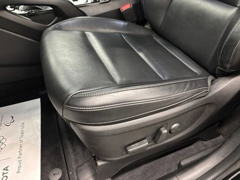 Used 2025 Kia Telluride S AWD/4WD image 20