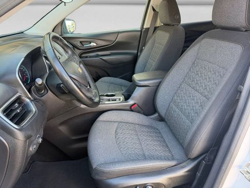 Used 2024 Chevrolet Equinox LT AWD/4WD image 10
