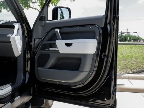New 2026 Land Rover Defender 110 S AWD/4WD image 48